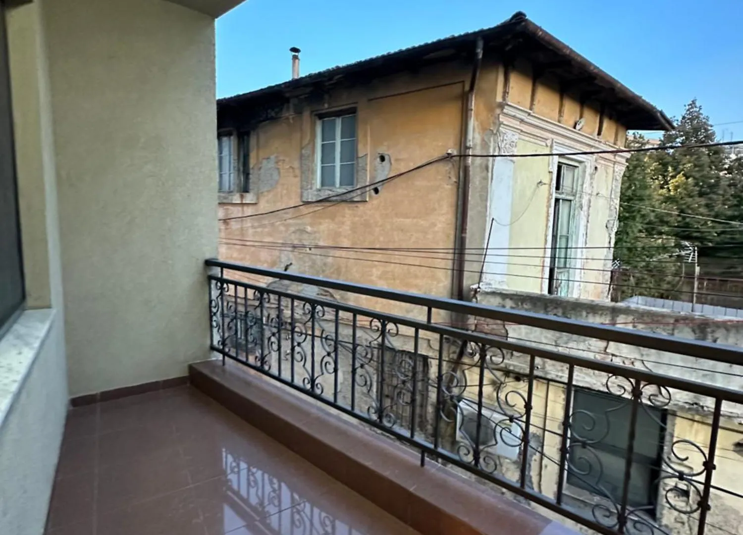 Sunway Apartments Tirana 0*,